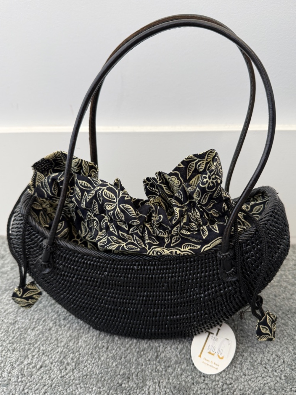 New NWT Bali Black Woven rattan reed black glossy mini hand bag tote w liner